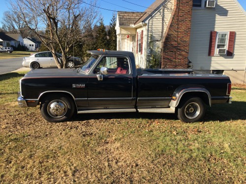 1990 d350 Cummins